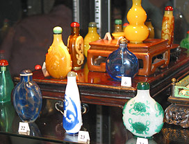 Snuff Bottle Display